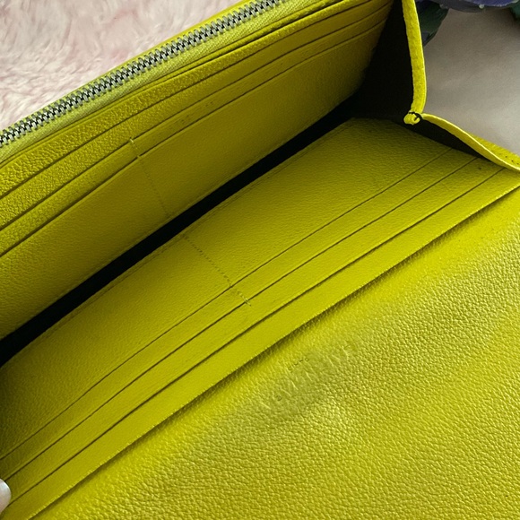 Balenciaga Wallet - Picture 2 of 4